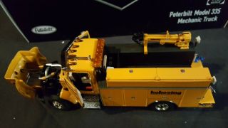 Sword Precision Scale Model Of A Peterbilt Model 335 Mechanics/service Truck 1:5