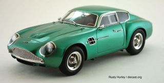 1961 Aston Martin Db4 Gt Zagato Model Car By Cmc Diecast Model M - 132