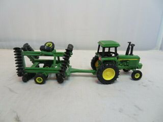 Ertl 1/64 John Deere 4430 Tractor Farm Toy With Batwing Disc