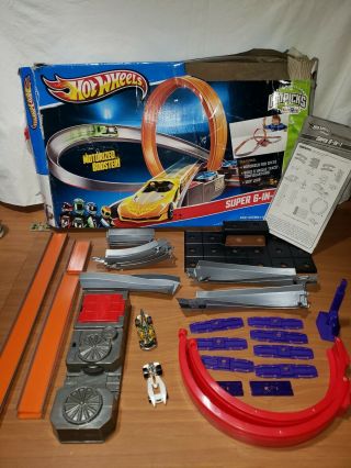 Hot Wheels Track System 6 - In - 1 Motorized Booster