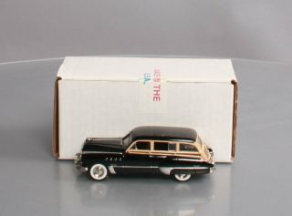 Motor City Mc - 76 1:43 1949 Buick Station Wagon - Black Ex/box
