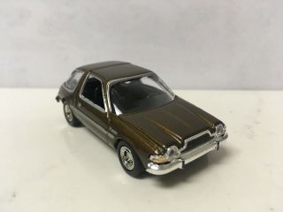 1978 78 Amc Pacer Collectible 1/64 Scale Diecast Diorama Model