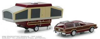 Greenlight Hitch & Tow 16 1981 Ford Ltd Country Squire Wagon With Pop Up Camper