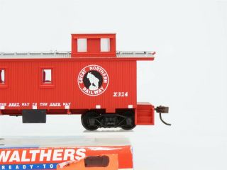 HO Scale Walthers 932 - 7507 GN Great Northern 30 ' Wood Cupola Caboose X314 RTR 3