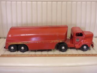 1950s MINNITOY (Otaco) ESSO Imperial Oil Tanker Truck Steel Toy 3