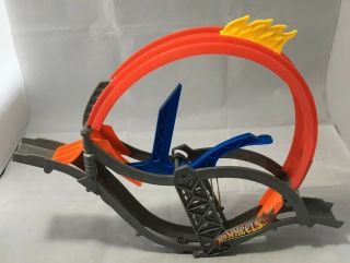 Hot Wheels Trick Track Flame Thrower Track Loop Car Launcher