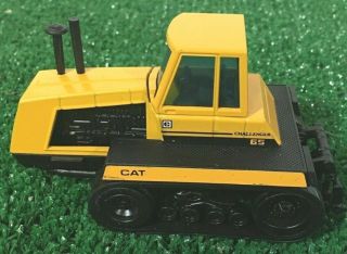 Caterpillar (cat) Challenger 65 Tractor - 1/50 Model By Joal -