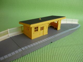 Hornby Railways Oo R.  590 Station Halt Suit Tri - Ang Triang Bachmann Layout Trains