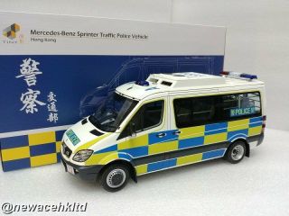 Mercedes - Benz Sprinter Hk Police (traffic) (low - Roof) Tiny Model 1/18 Atc18005