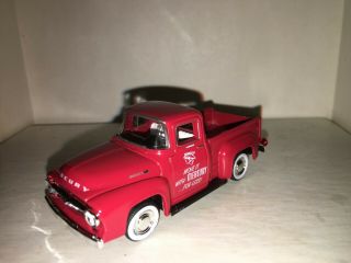 56 Mercury Pickup 1:64 Scale Diorama Diecast Model Car Htf