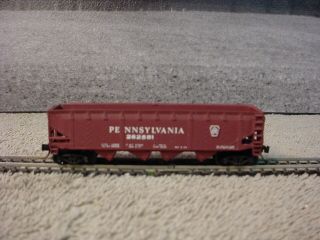 N Scale Pennsylvania 262581 4 Bay Hopper Freight Car Quad Hopper Bachmann
