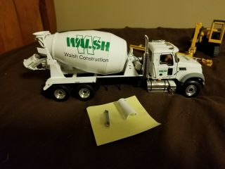 First Gear 1/34 Walsh Mack Granite Standard Cement / Concrete Mixer Truck 493