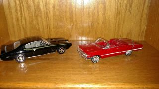 1:24 Scale Welly 1963 Chevrolet Impala Convertible & 1969 Gto