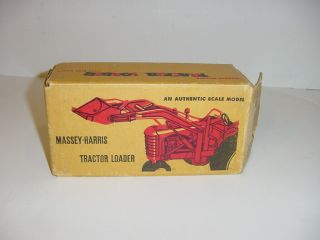 1/20 Vintage Massey Harris Tractor Loader (1951) By Reuhl W/box