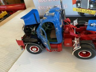 First Gear 1/25 scale Mack B Model Truck w/Lowboy Trailer Mobile Excavating 3