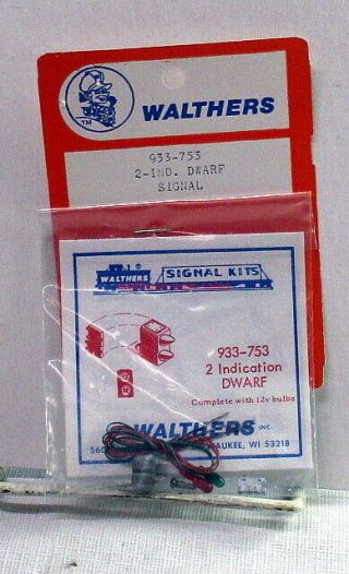 Walthers 753 Ho Two (2) Indication Ground Dwarf Signal Kit 12v Red - Green Oop
