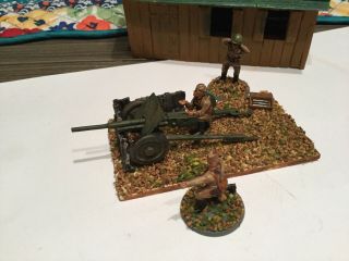 Bolt Action Russian M42 45mm Atg With 3 Man Crew Painted & Based 1/56