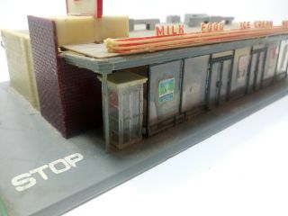 Vtg.  (1974) Life Like Buildems Ho Scale Building 7 - 11 Seven Eleven Store