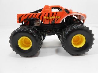 Prowler Hot Wheels Monster Jam 1 - 64 Scale Metal Base Small Yellow Hubs Vgc Tiger