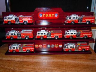 Code 3 Fdny Seagrave Squad Set With Display Case And Certificate.