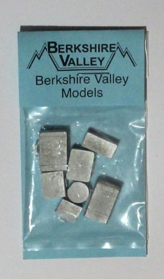 Berkshire Valley 652 Luggage (qty 7) O Scale /