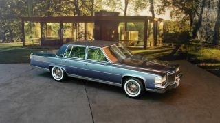 Bos Best Of Show Cadillac Brougham 70’s Two - Tone Blue Resin Model 1/18 1:18