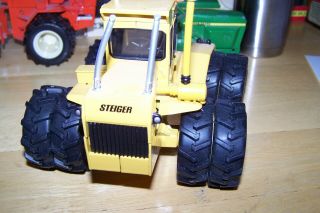 Steiger Wildcat Ii Industrial Toy Farmer Edition 1/32nd Scale