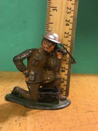 Vintage Lead Tin Barclay Manoil Soldier With Radio
