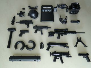 (no.  18 - 1) Custom Swat Team Helmet Weapson Gun Police Army Parts For Lego