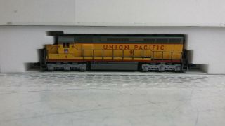 Kato N 176 - 3119 Emd Sd - 45 Union Pacific Diesel No.  9