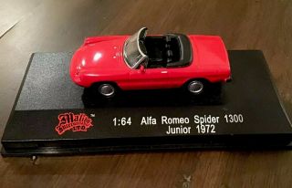 1/64 Malibu International 1972 Alfa Romeo Spider 1300 Junior Mib