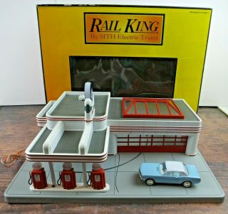 Mth Rail King 30 - 9106 Esso Operating Gas Station With Die Cast Car And Box