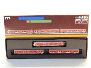 Z Scale - Marklin - 87901 Knorr Spaghetteria (3 - Car) Passenger Train Set