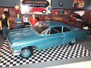 1962 Chevrolet Impala 2 Door Hardtop,  Stock V8 Engine Sedan 1:18 Blue Model