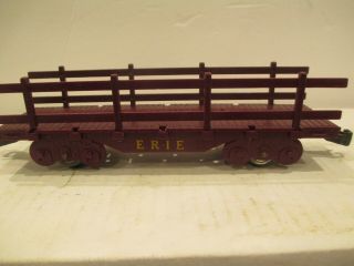 Hard To Find Marx " 1973 " Erie Flat Car W/ Stakes O Scale Rolling Stock 2 Wheel