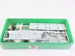 Ho Scale Bowser 56104 Nyc York Central 2 - Bay Covered Hopper 882063 Kit