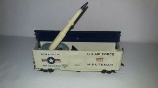 Lionel Postwar Ho Scale 0365 Operating Usaf Minuteman Boxcar With Missle