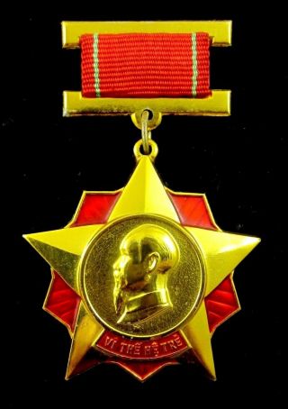 Commemorative Medal " For The Younger Generation  Communist Youth League Vietnam