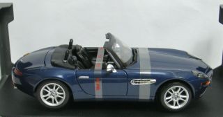 Maisto Special Edition 1:18 scale BMW Z8 2