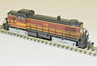 Boxed N Gauge Atlas " Boston & Maine " 42020 Diesel Locomotive In
