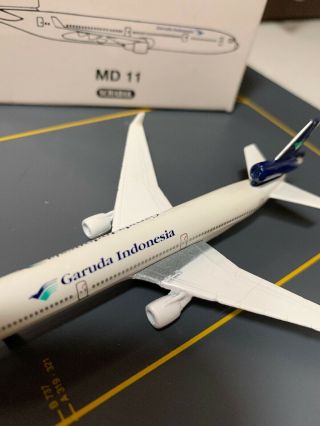 Schabak 1:600 Die Cast Model Garuda Airlines Md - 11 Model Airliner