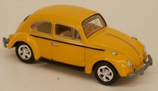Johnny Lightning 1966 Volkswagen Beetle Yellow 1960s Vw Bug 1/64 Scale