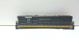 " N " Atlas Sd - 9 Body Shell,  Ptd Nickel Plate Road Includes Glass & Horns,  Rd 351