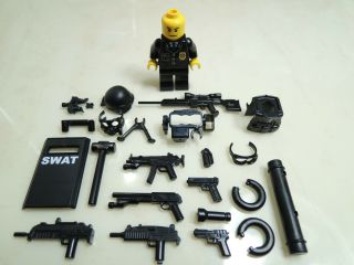 (no.  17 - 8) Custom Swat Team Helmet Weapson Gun Police Army Parts For Lego