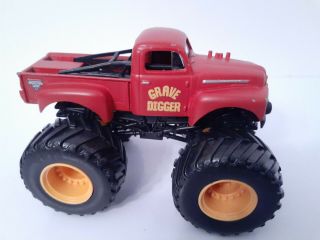 Hot Wheels Monster Jam 1:64 Grave Digger Loose Truck 4x4 Diecast Vintage Older