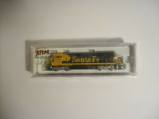 Atlas 49706 N B23 - 7 Diesel Locomotive Santa Fe 6365