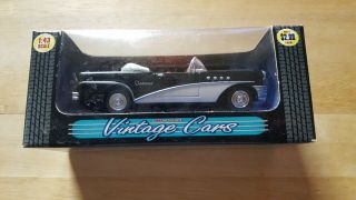 Ray 1:43 Scale Die Cast Car - 1955 Buick Century Vintage Car