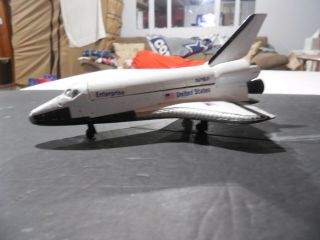 Ertl Nasa Space Shuttle Enterprise Die - Cast With Pay Load