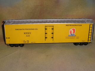 O - Scale 2 - Rail Kit Built Rath Packing 48 ' Reefer Car 522,  Issues 2