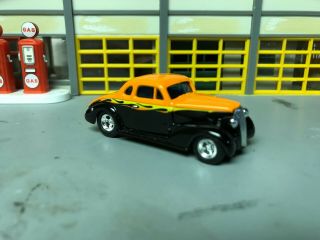 1/64 Hot Wheels 100 37 Chevy Coupe Pro - Street/orange - Black/injected Sm.  Blk